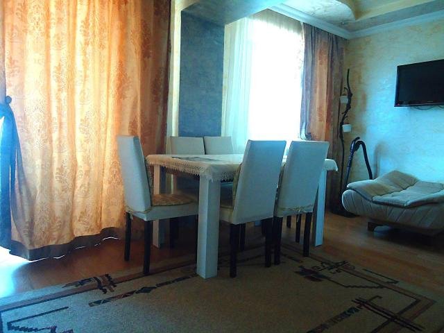 Квартира в центре Батуми id-87 - аренда апартаментов в Батуми