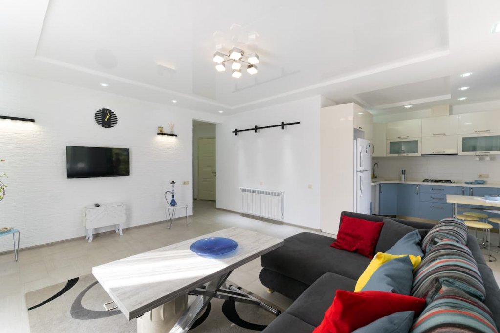 Apartment in a private house with a yard id-888 - Batumi Vacation Rentals