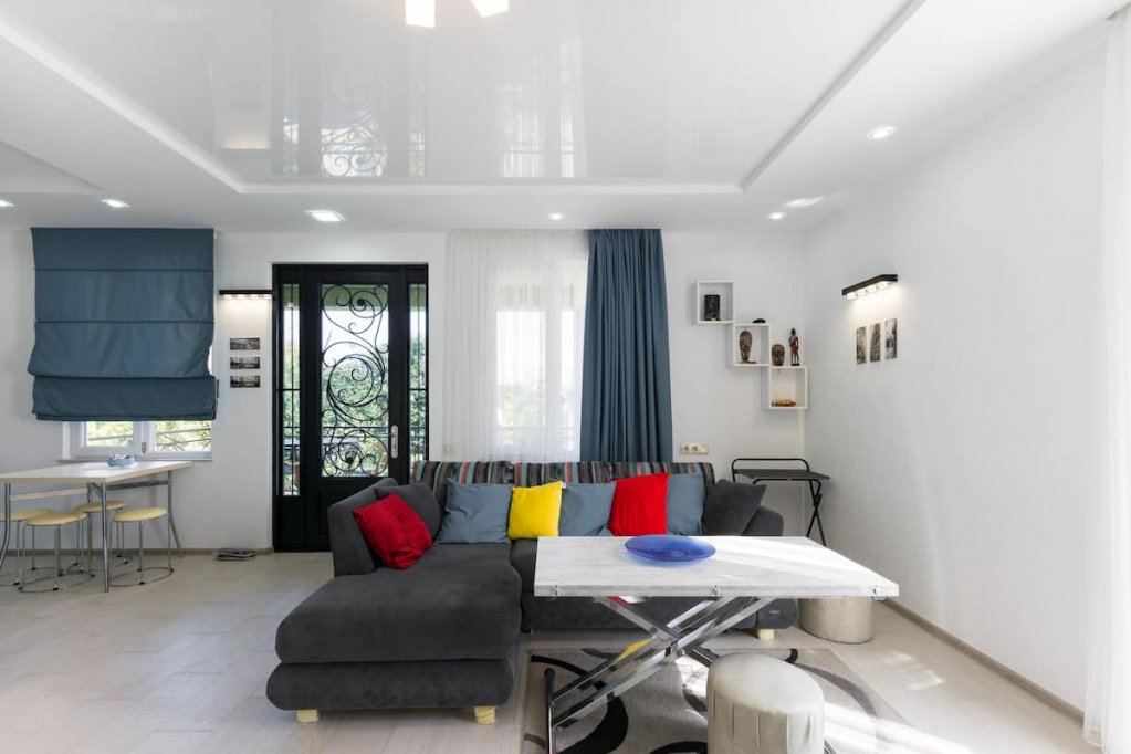 Apartment in a private house with a yard id-888 - Batumi Vacation Rentals