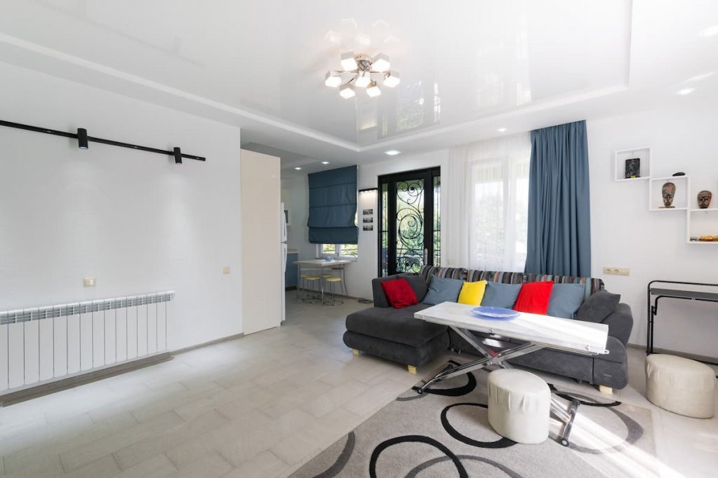 Apartment in a private house with a yard id-888 - Batumi Vacation Rentals