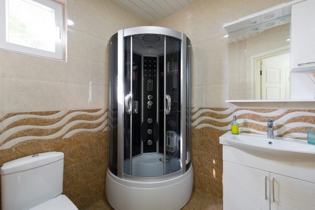 Apartment in a private house with a yard id-888 - Batumi Vacation Rentals