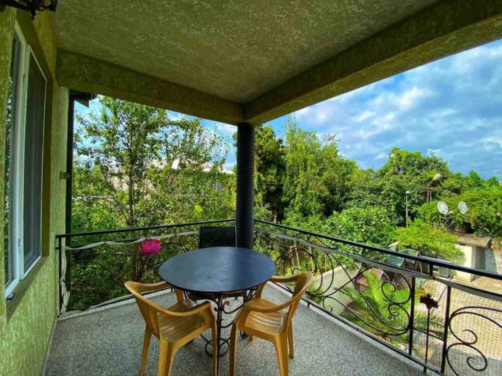 Apartment in a private house with a yard id-888 - Batumi Vacation Rentals