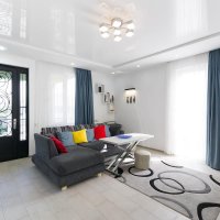 Apartment in a private house with a yard