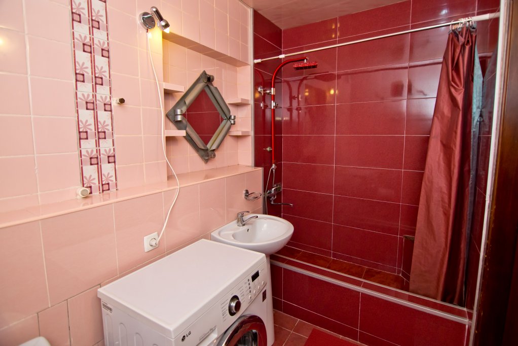 Comfortable apartments in centre of Batumi id-900 - Batumi Vacation Rentals