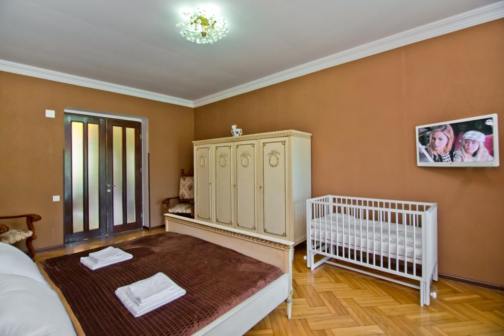 Comfortable apartments in centre of Batumi id-900 - Batumi Vacation Rentals