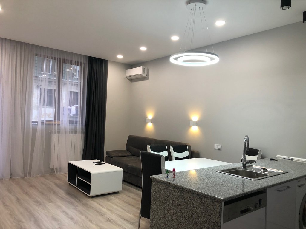 2-комнатная квартира в Центре id-918 - аренда апартаментов в Батуми