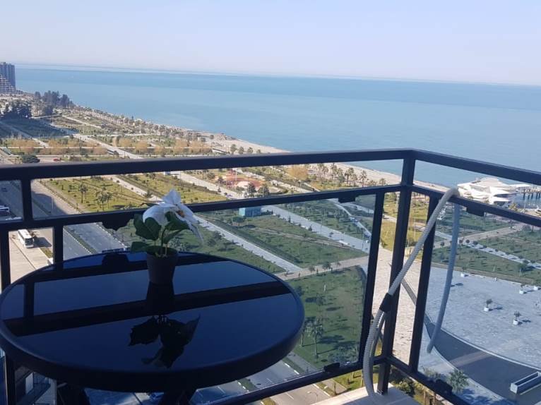 Апартаменты с видом на море id-925 - аренда апартаментов в Батуми