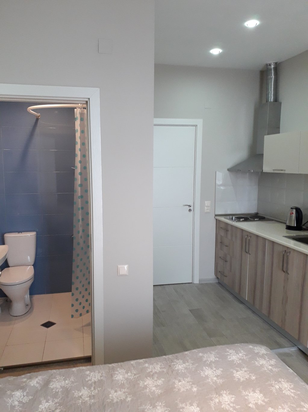 Studio apartment near the sea id-928 -  rent an apartment in Batumi