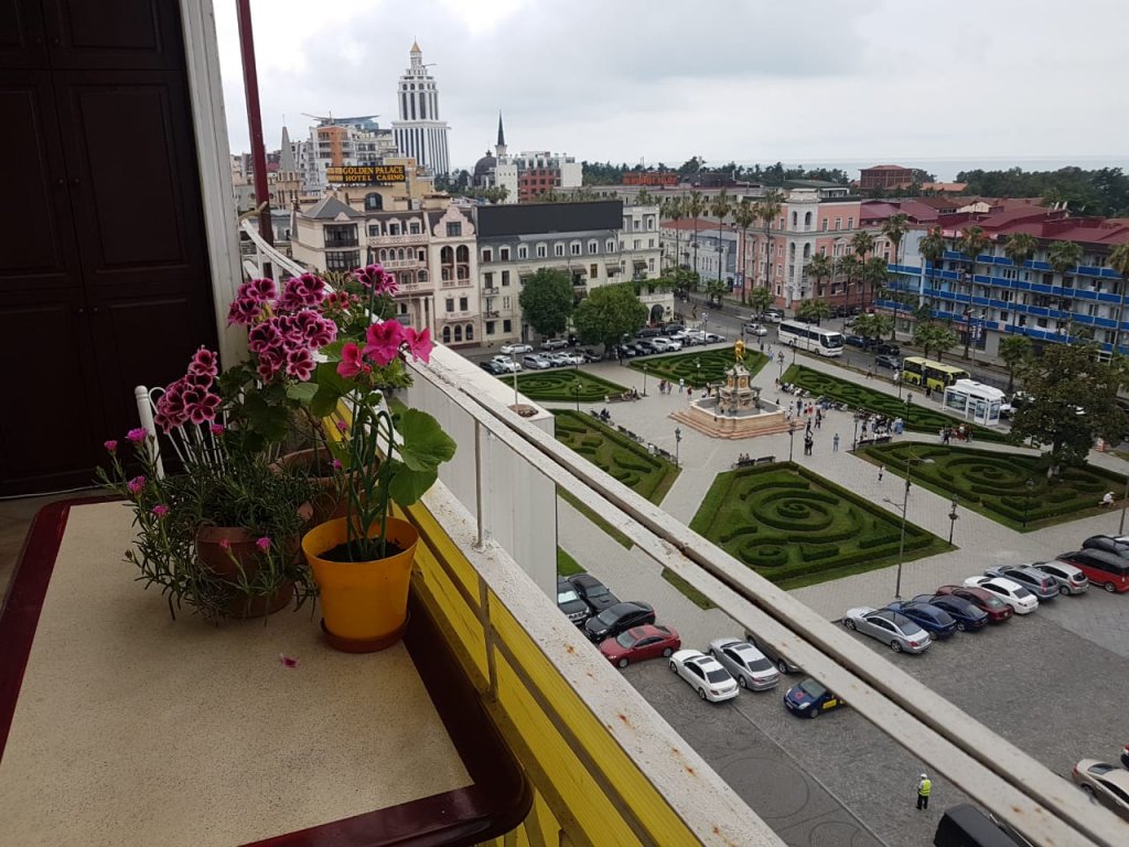 Large apartment in the center id-954 - Batumi Vacation Rentals