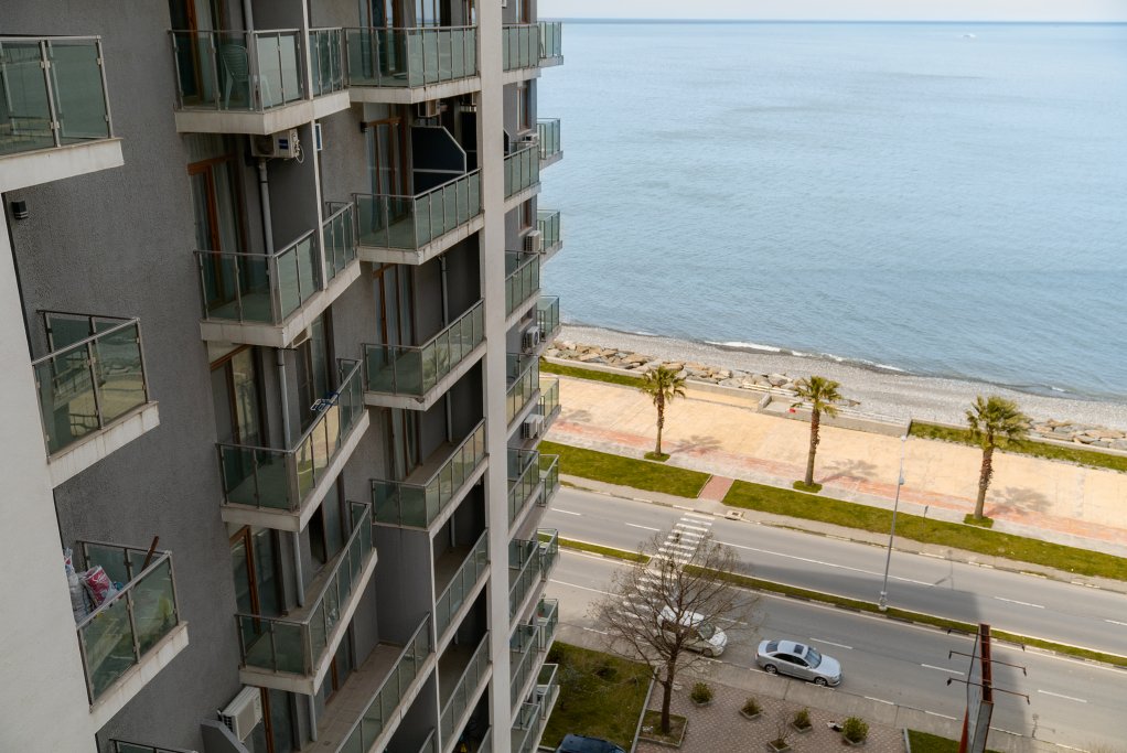 Studio apartment with sea view #216 id-1037 -  rent an apartment in Batumi